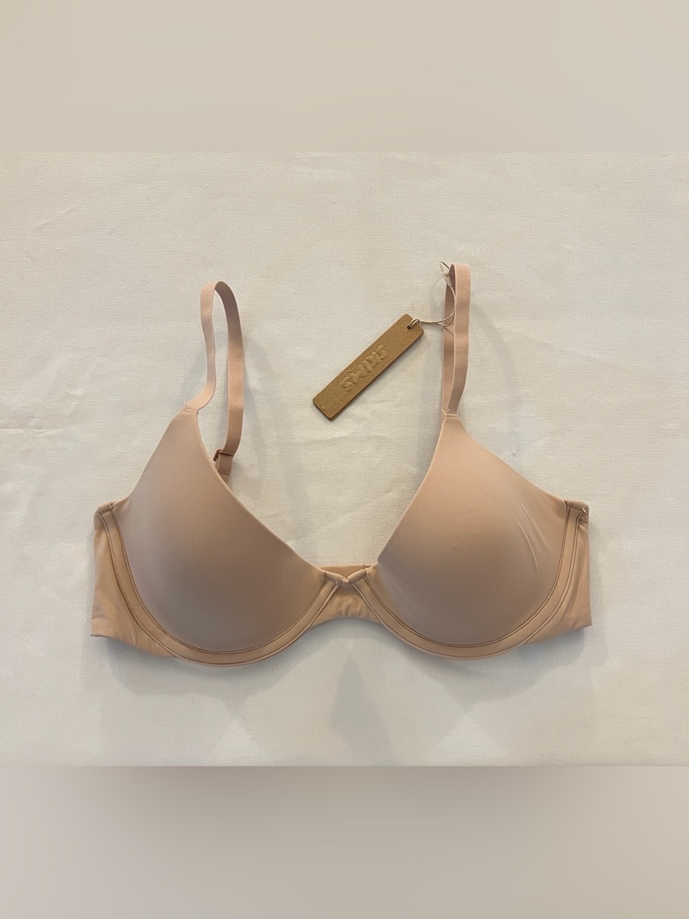 SKIMS FITS EVERYBODY PLUNGE BRA